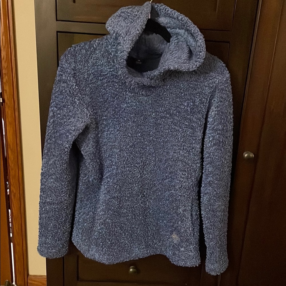 Mountain Hardwear Monkey Fur pullover with kangaroo pocket